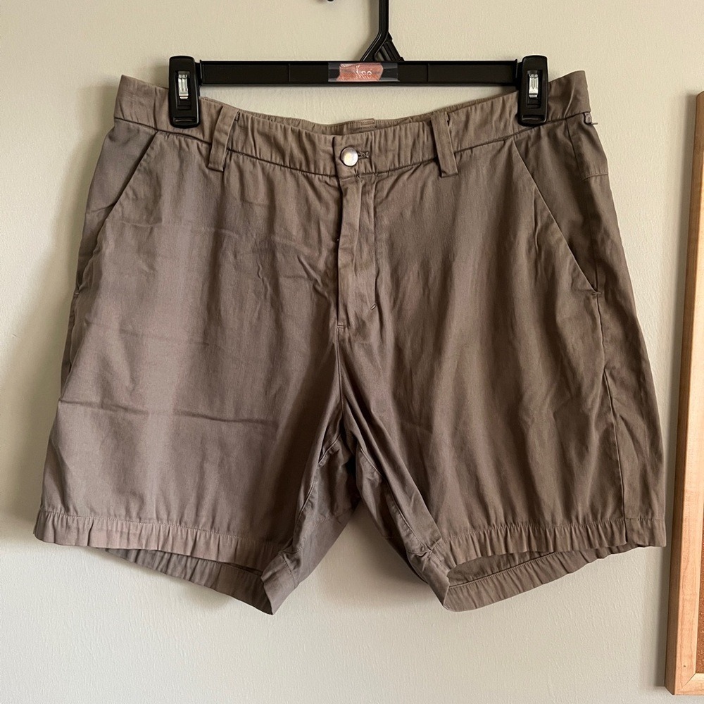 Lululemon Commission Shorts Athleisure Lightweight Men 32x7 Olive Green